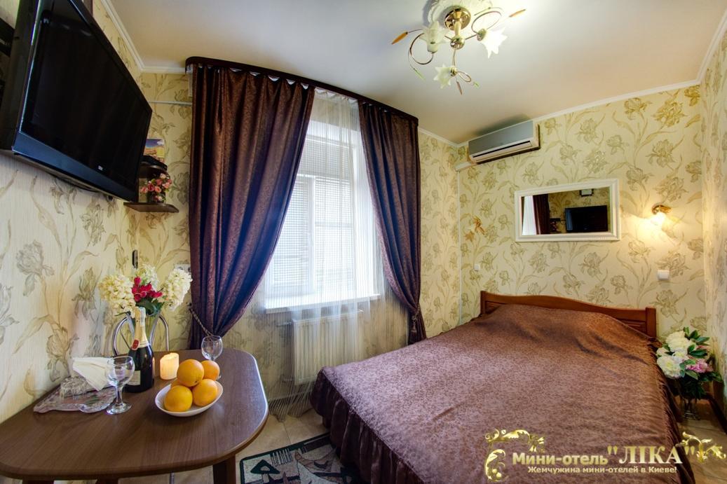 Лика Отель Kiev Ngoại thất bức ảnh