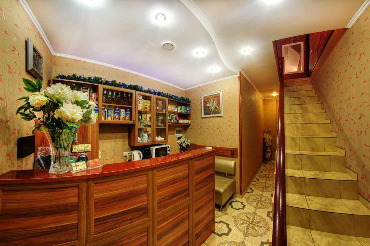 Лика Отель Kiev Ngoại thất bức ảnh
