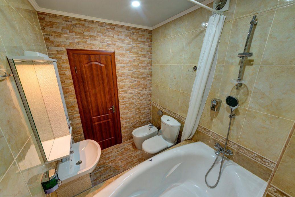 Лика Отель Kiev Ngoại thất bức ảnh