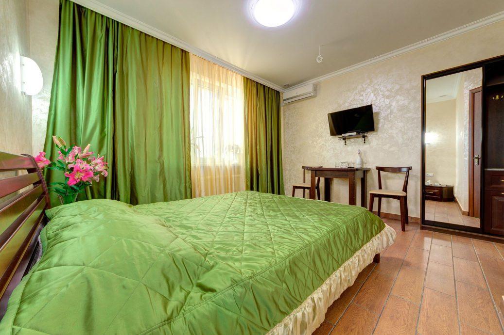 Лика Отель Kiev Ngoại thất bức ảnh